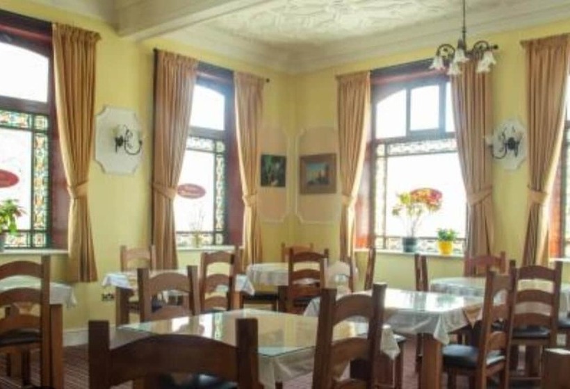 فندق صغير The Shakespeare Hotel And Caribbean Restaurant