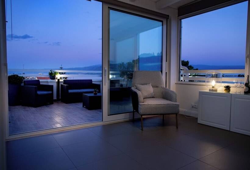 민박 Operaprimasuite