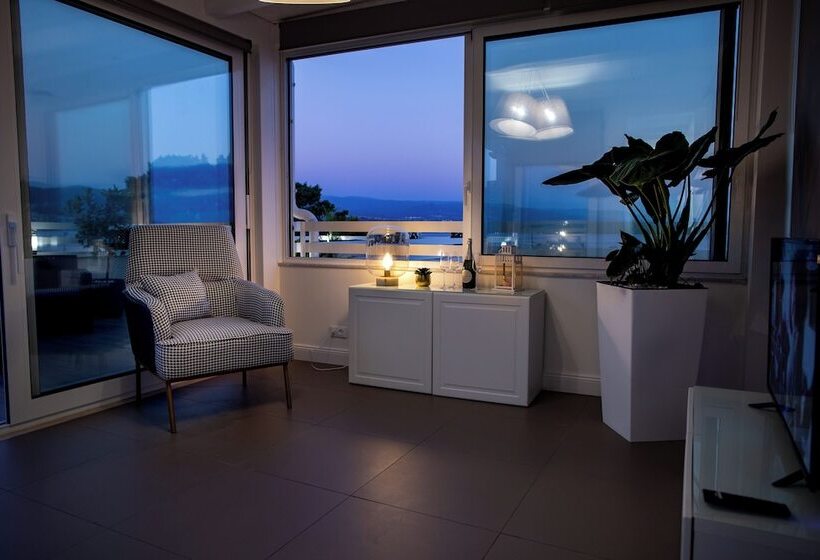 민박 Operaprimasuite