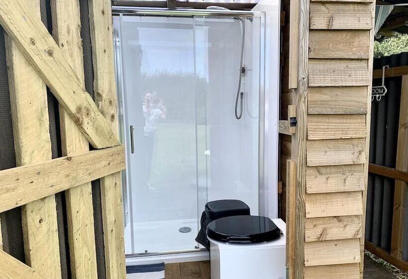 Boutique Luxury Bell Tent Near Torpoint