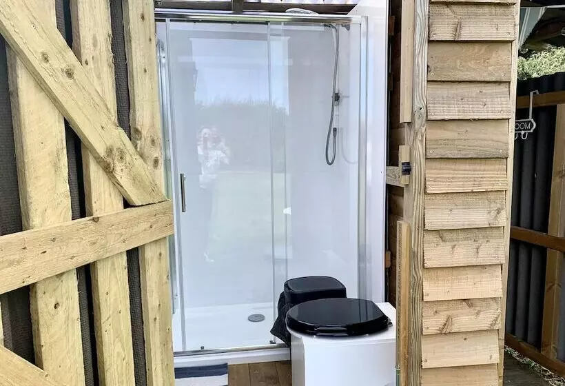 Boutique Luxury Bell Tent Near Torpoint