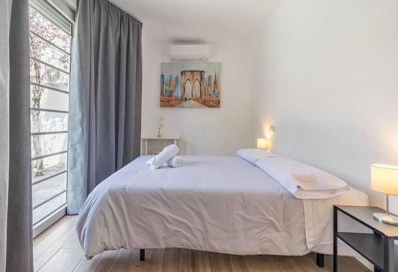 هتل Ayz Joaquín Pol   Auto Check In Property