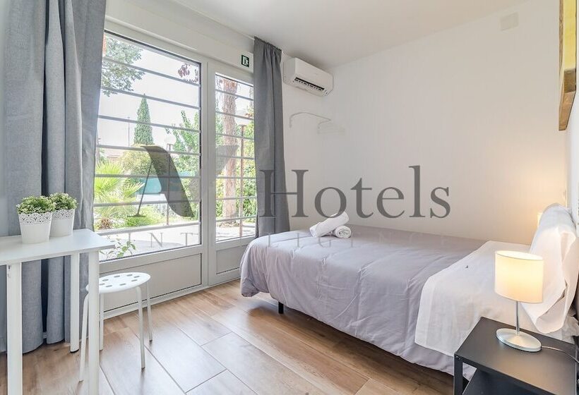 هتل Ayz Joaquín Pol   Auto Check In Property