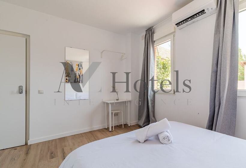 هتل Ayz Joaquín Pol   Auto Check In Property