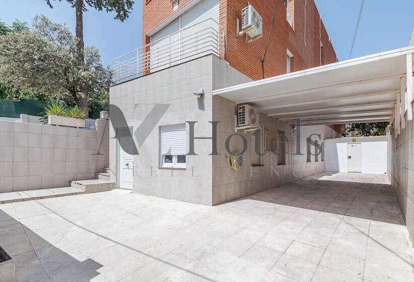 هتل Ayz Joaquín Pol   Auto Check In Property