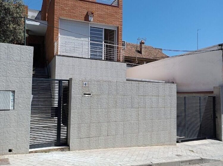 هتل Ayz Joaquín Pol   Auto Check In Property