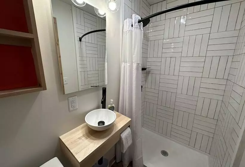 Hotelli Explorer Rest & Recreation