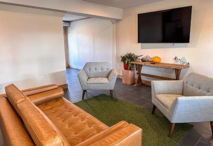 Hotelli Explorer Rest & Recreation