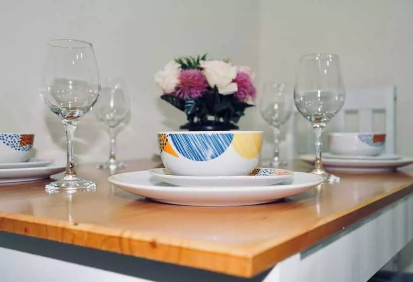 ホテル F3 Cranbrook Stunning Apt Free Parking