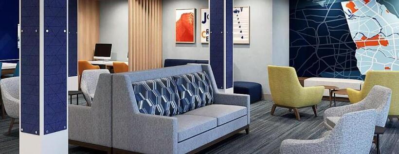 فندق Holiday Inn Express & Suites Marinette