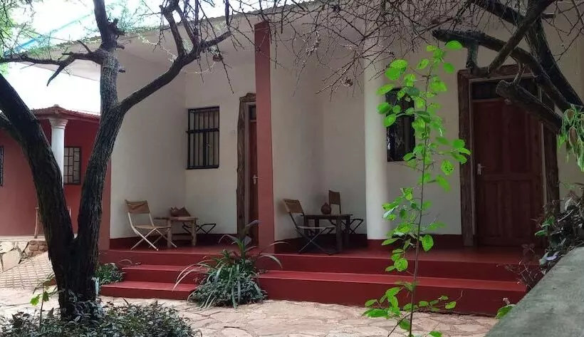 هتل Karatu Safari Camp Lodge