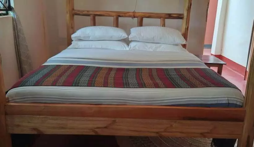 هتل Karatu Safari Camp Lodge