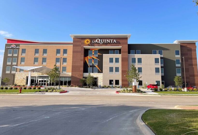 فندق La Quinta Inn & Suites By Wyndham Williston Burlington