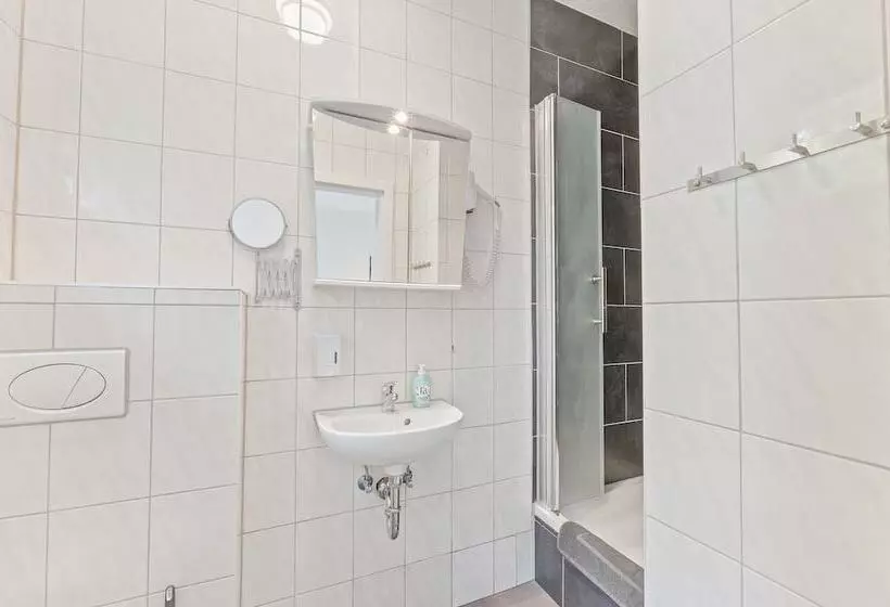 Hotelli Mörikestraße 56