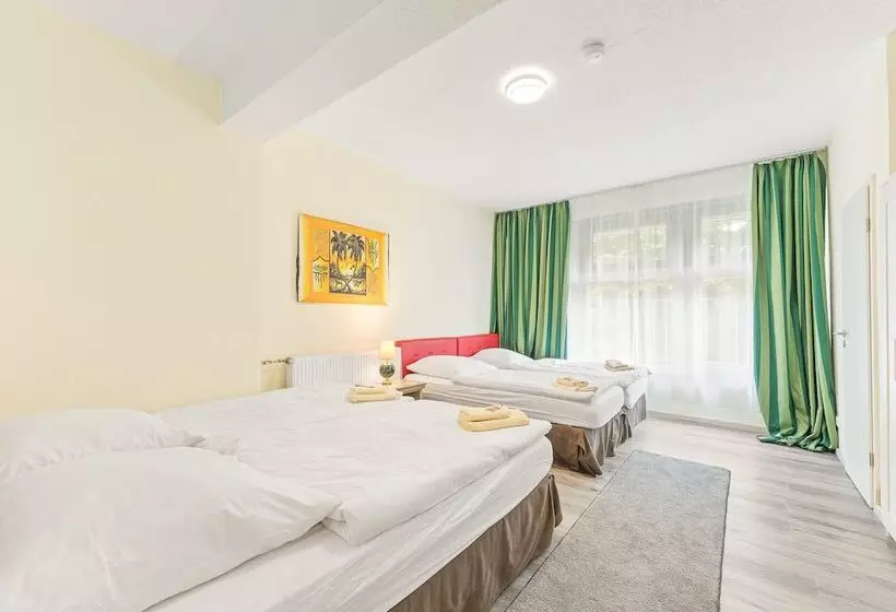 Hotelli Mörikestraße 56