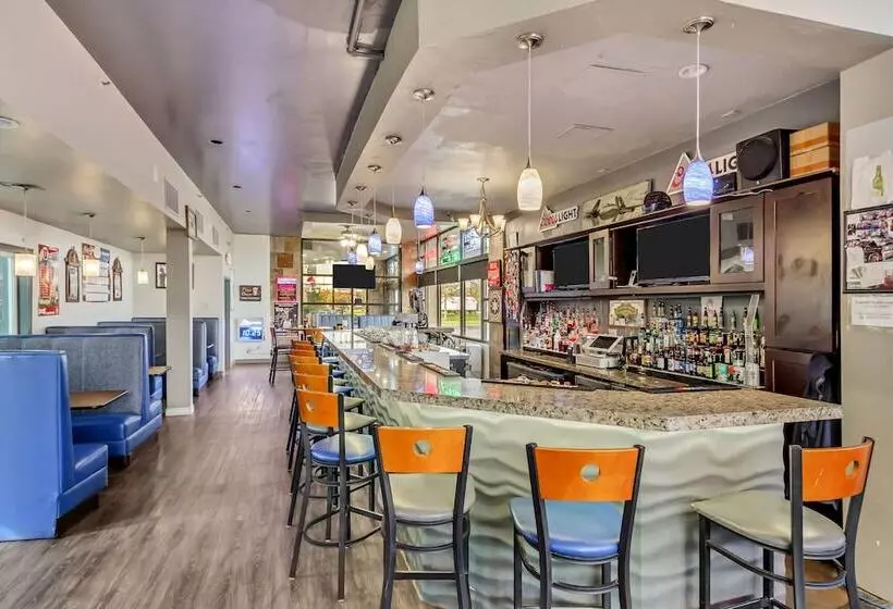 Hotelli Suburban Studios Salt Lake City Airport