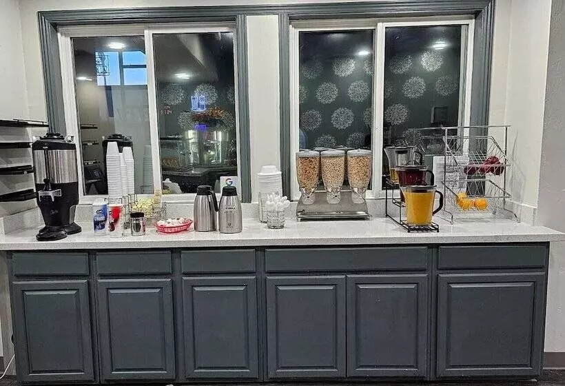 Hotelli Suburban Studios Salt Lake City Airport