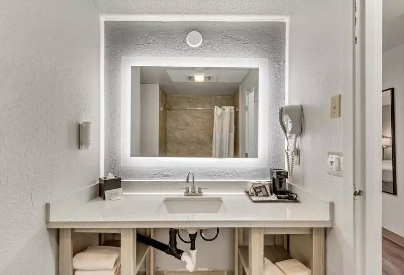 Hotelli Suburban Studios Salt Lake City Airport