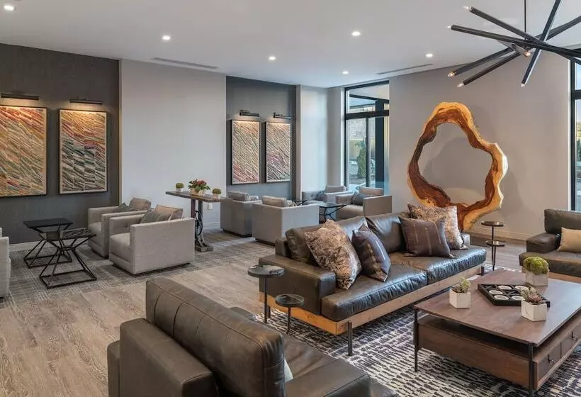 Hotelli Towneplace Suites By Marriott Framingham