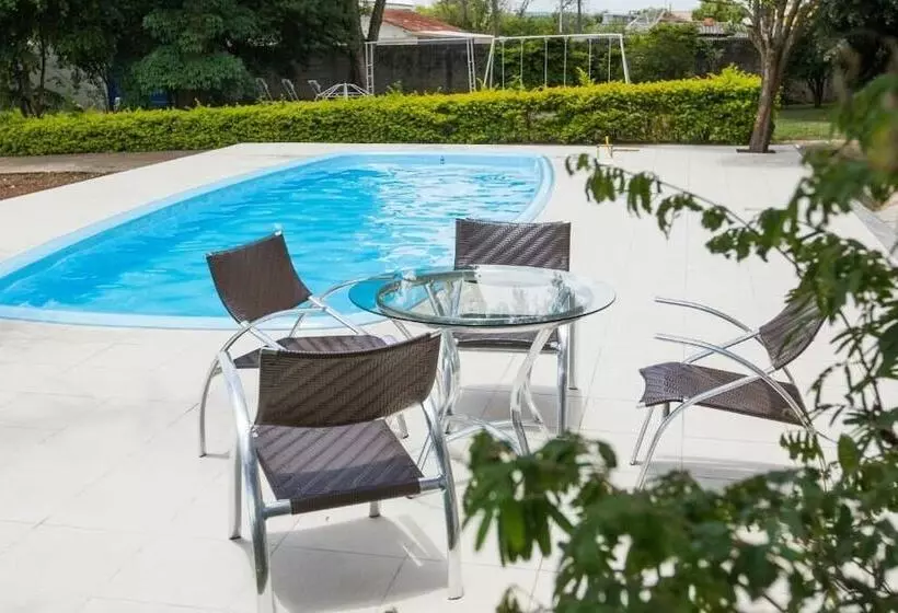 Ipê Hotel Express