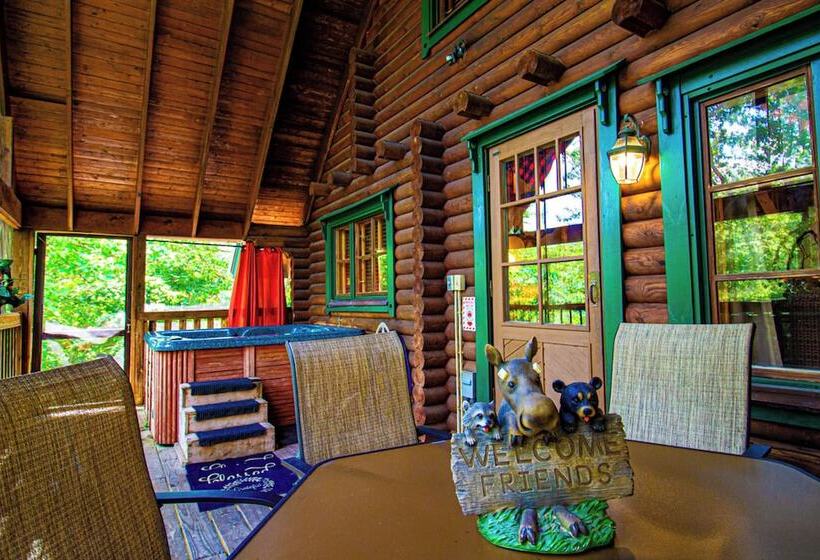 Moose Lodge With Hot Tub