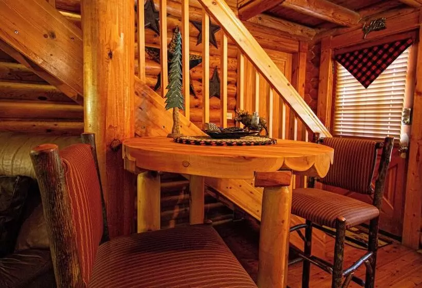 Moose Lodge With Hot Tub