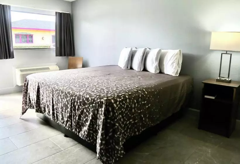 Motelli Home Inn & Suites Orlando Apopka