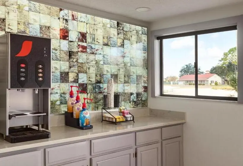モーテル Home Inn & Suites Orlando Apopka