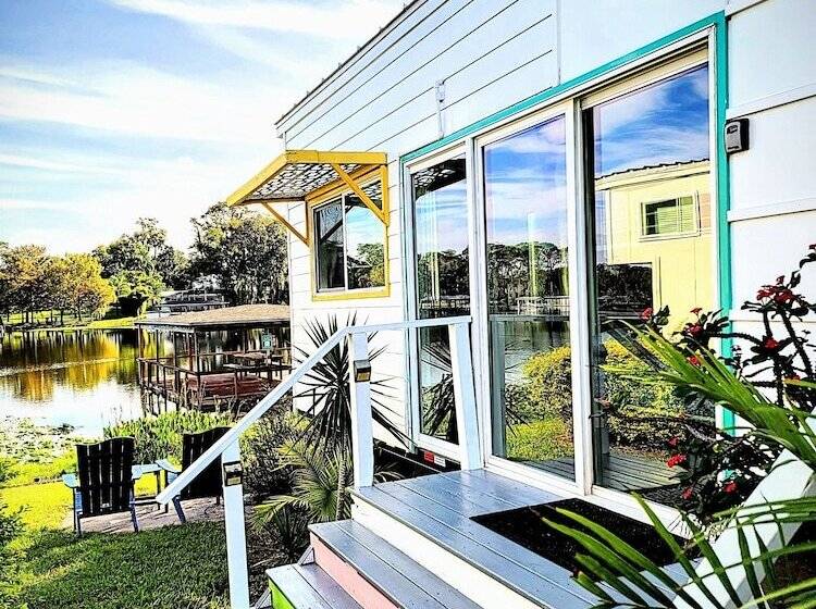 Orlando Lakefront Tiny House Community