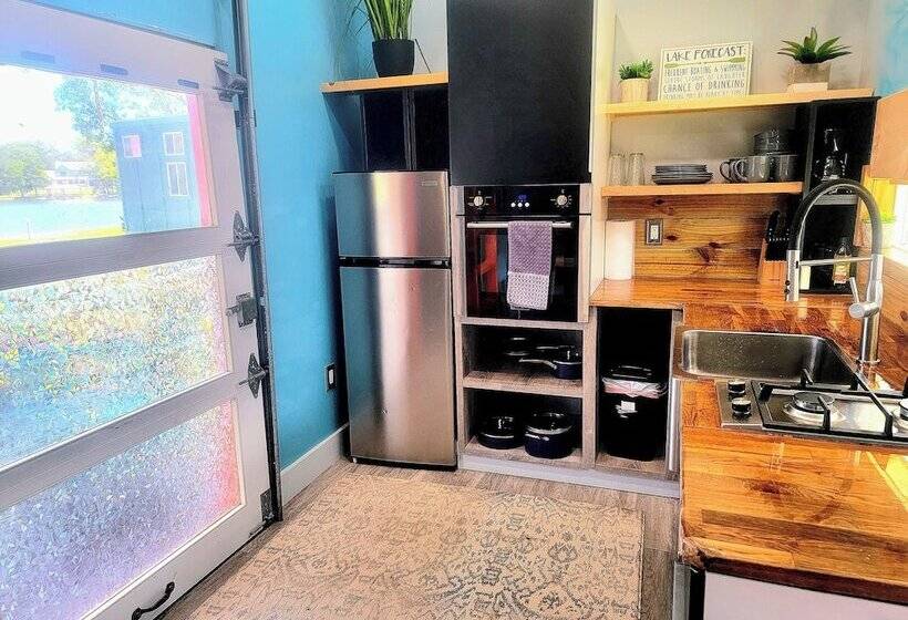 Orlando Lakefront Tiny House Community