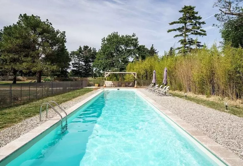 ペンション Domaine De Saint Pierre Travaillan