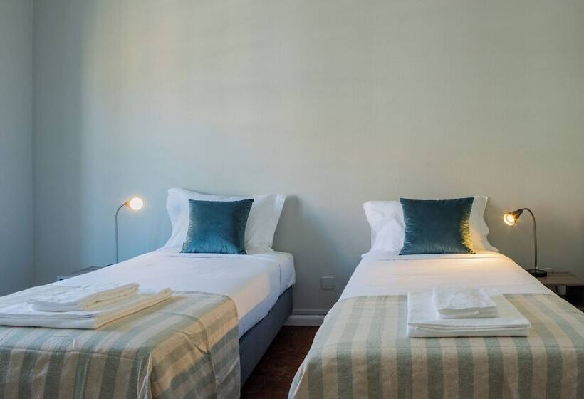 Pensione Succeed Campo Pequeno Guest House