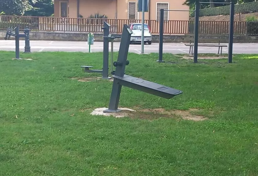 Residenssi Charming 2 Bed House In Albaro For Every Traveler