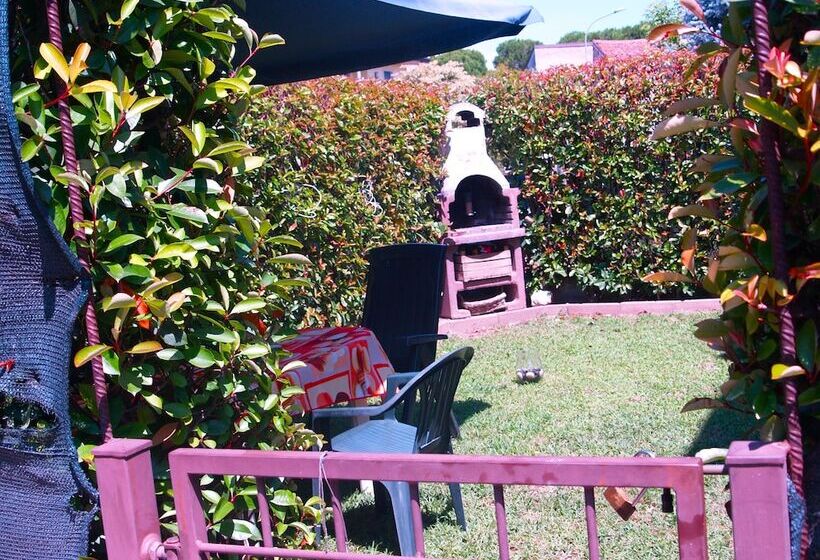 דירת נופש Charming 2 Bed House In Albaro For Every Traveler