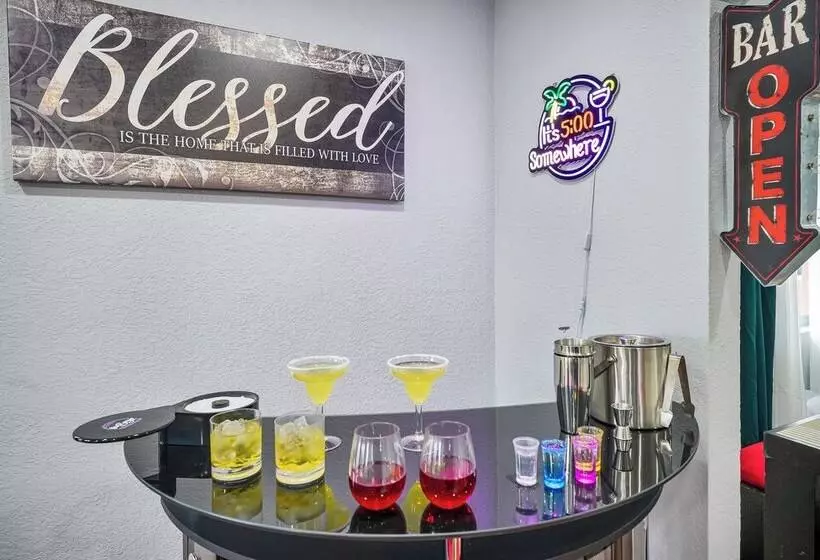 اقامتگاه Happy Escape, 15 Min To Beach, Massage Shower Jets, Bar, And Bbq