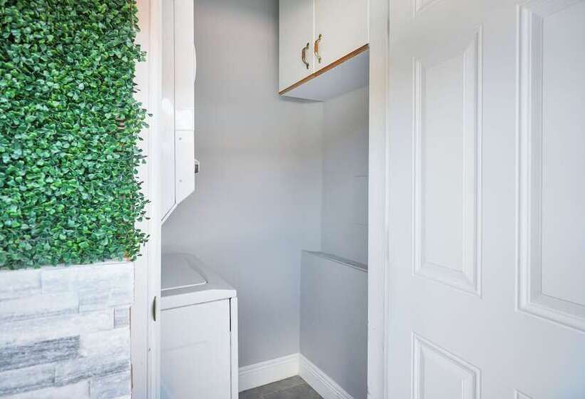 住所  Happy Escape, 15 Min To Beach, Massage Shower Jets, Bar, And Bbq