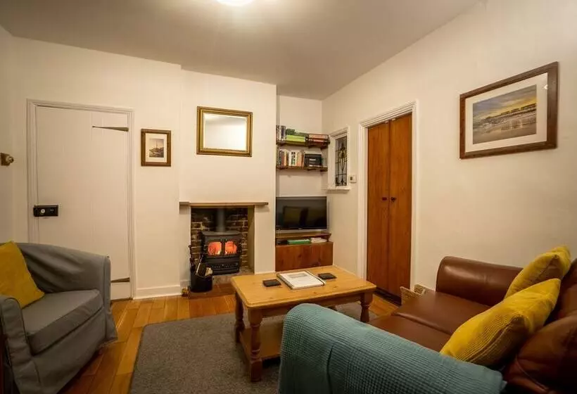 All Seasons Cottage Breaks