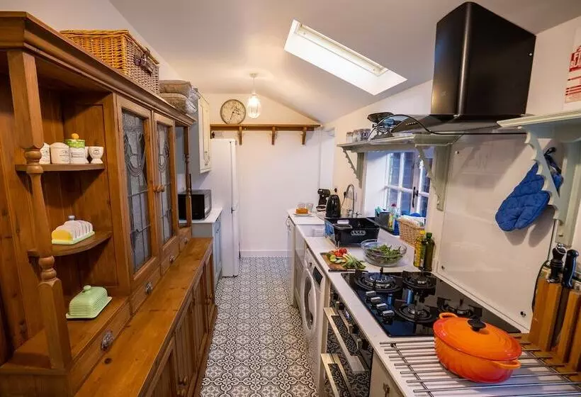 All Seasons Cottage Breaks