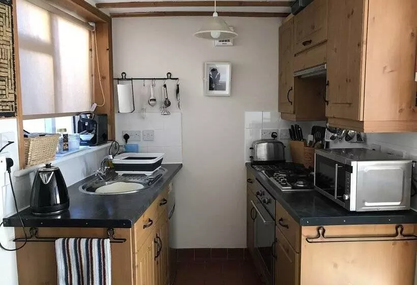 All Seasons Cottage Breaks