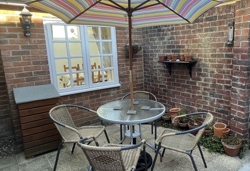 All Seasons Cottage Breaks