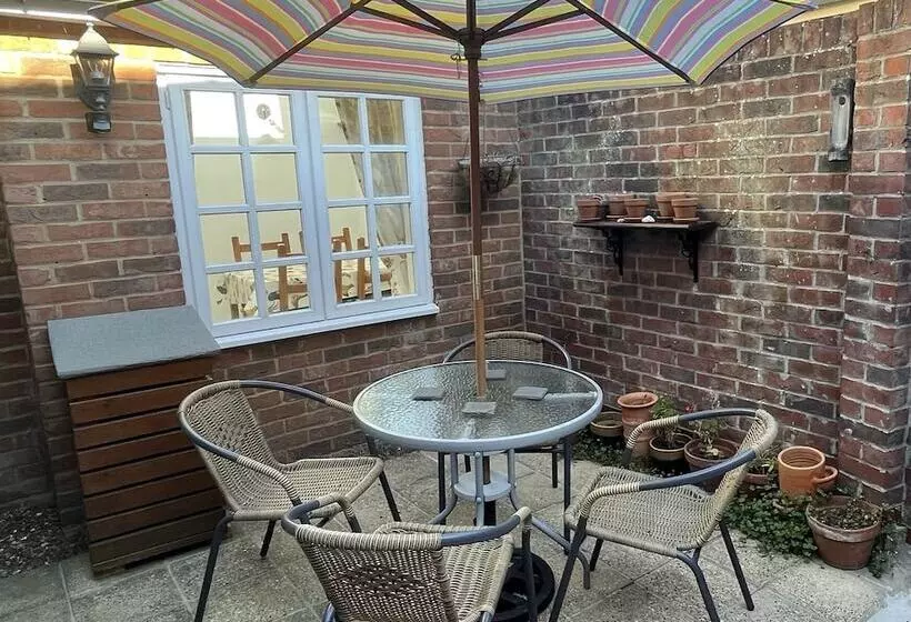 All Seasons Cottage Breaks