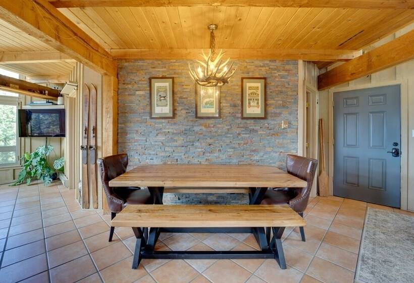 Bayfield Cabin W/ Hot Tub & Striking Mountain View