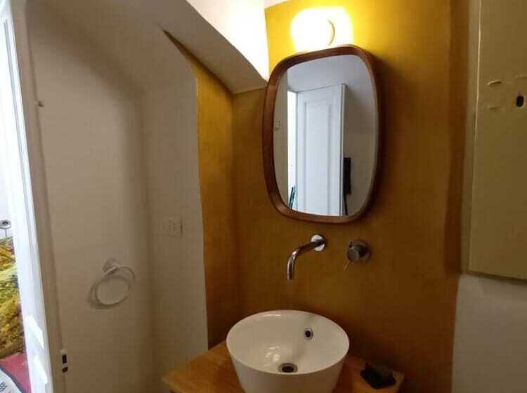 تختخواب و صبحانه Room In Bb   Casa Dulcamara Centro Storico