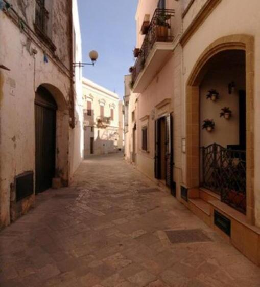 تختخواب و صبحانه Room In Bb   Casa Dulcamara Centro Storico