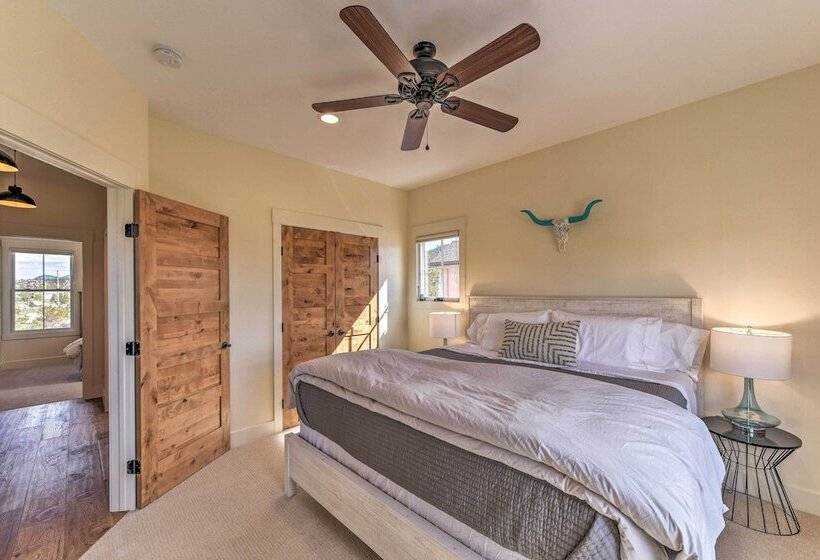 Buena Vista Home W/mtn Views, Walk To Main St