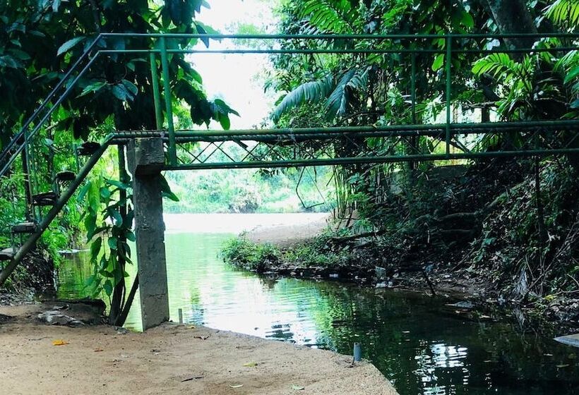 Ceylon Nature Hostel Kitulgala