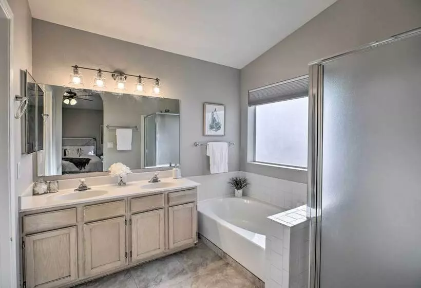 Glendale Escape W/ Pool ~ 1 Mi To Westgate!