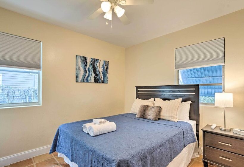 Historical Flamingo Park Home W/ Private Yard