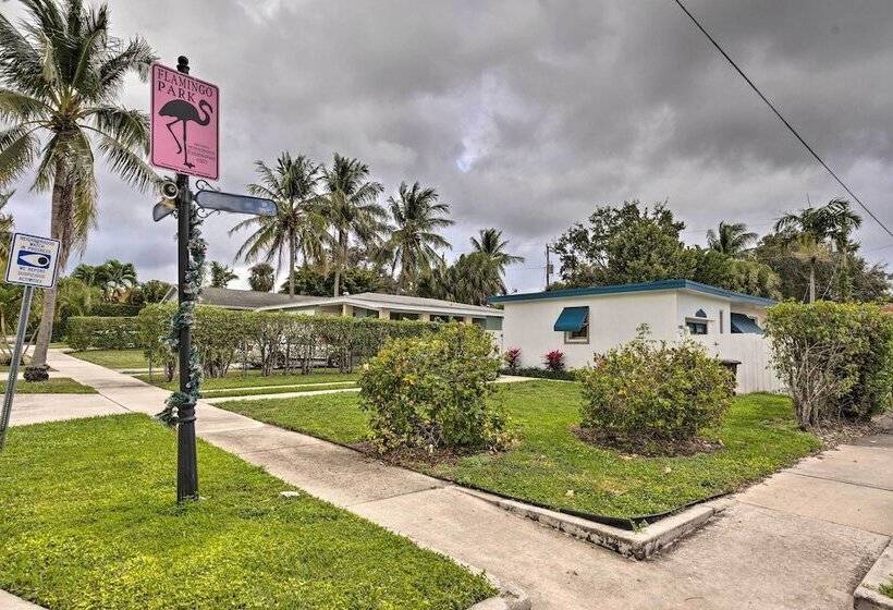 Historical Flamingo Park Home W/ Private Yard