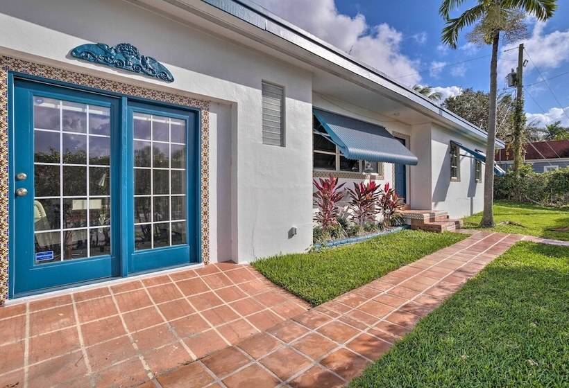 Historical Flamingo Park Home W/ Private Yard